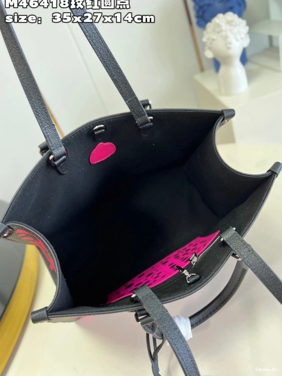 YK ONTHEGO LOUIS X MM VUITTON 0330